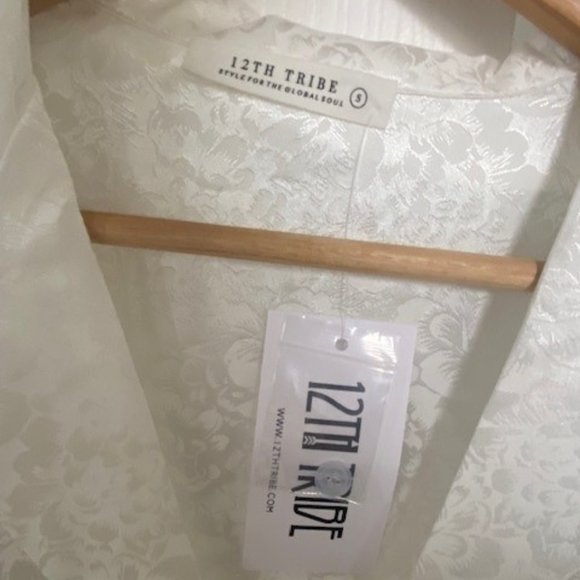 BNWT 12th Tribe Willow White Jacquard Tie Top (S) - Picture 3 of 4